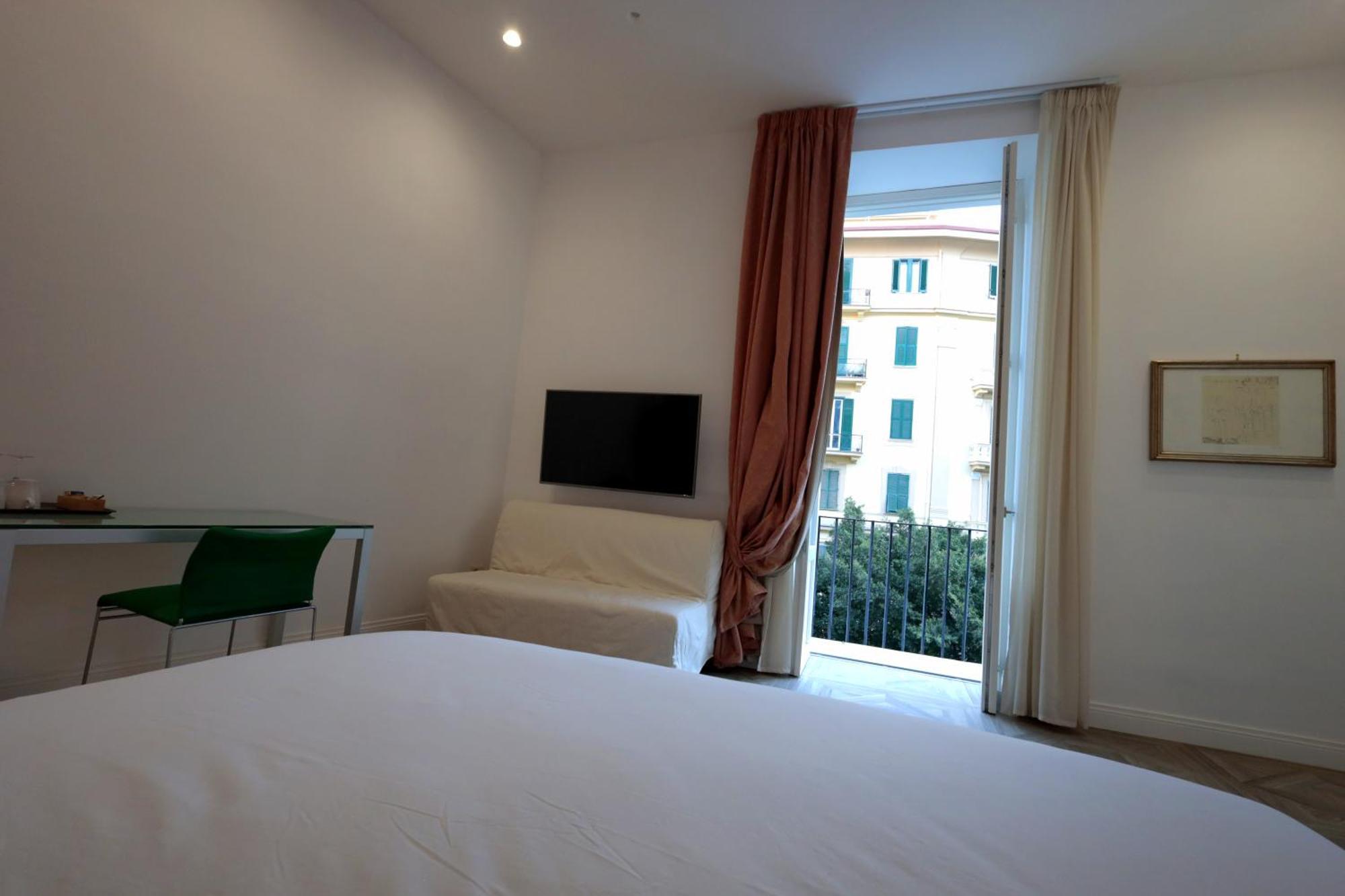 Relais Santa Lucia Sul Mare, Napoli Hotel Exterior photo